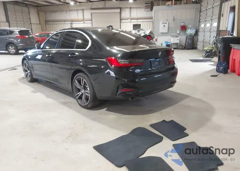 2021 BMW 330I z USA, uszkodzony, nr VIN 3MW5R1J02M8B99111